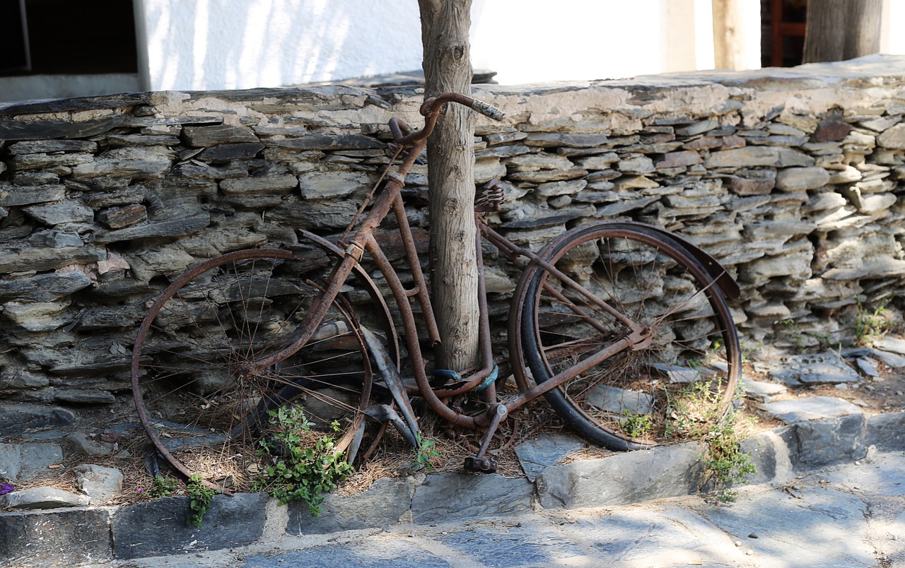 bicycle abandoned radios free photo