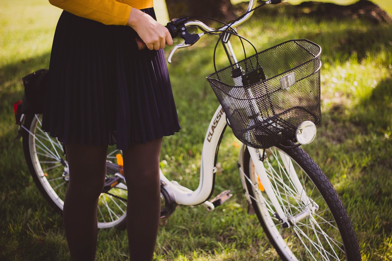 bicycle basket girl free photo