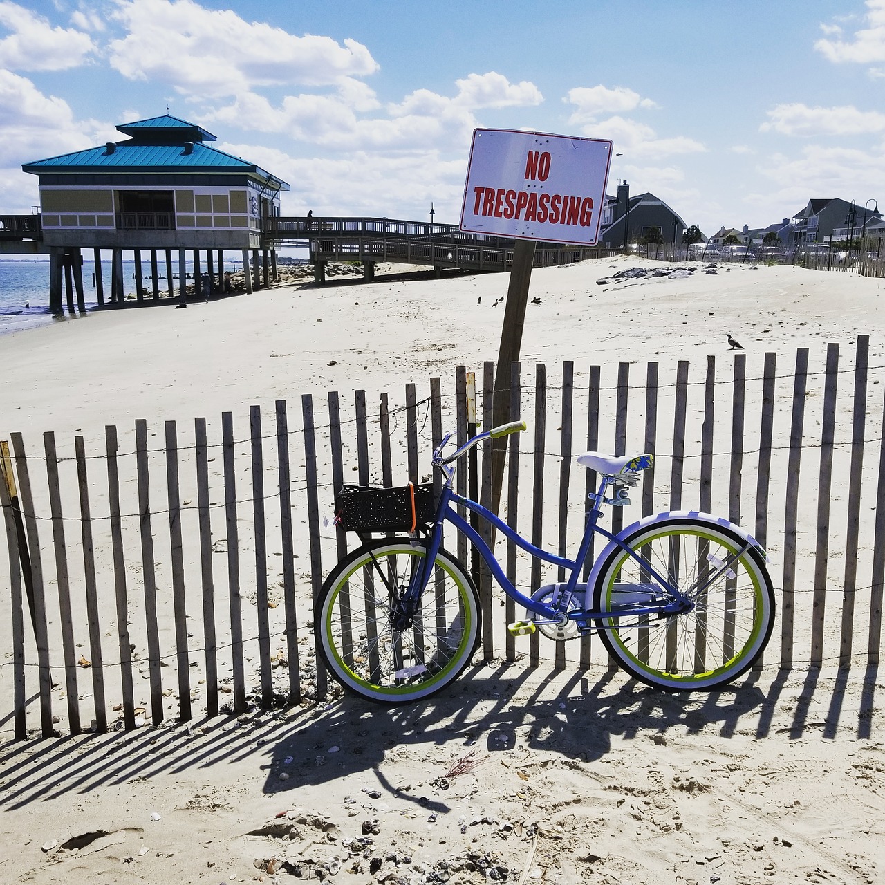 bicycle  beach  hampton free photo