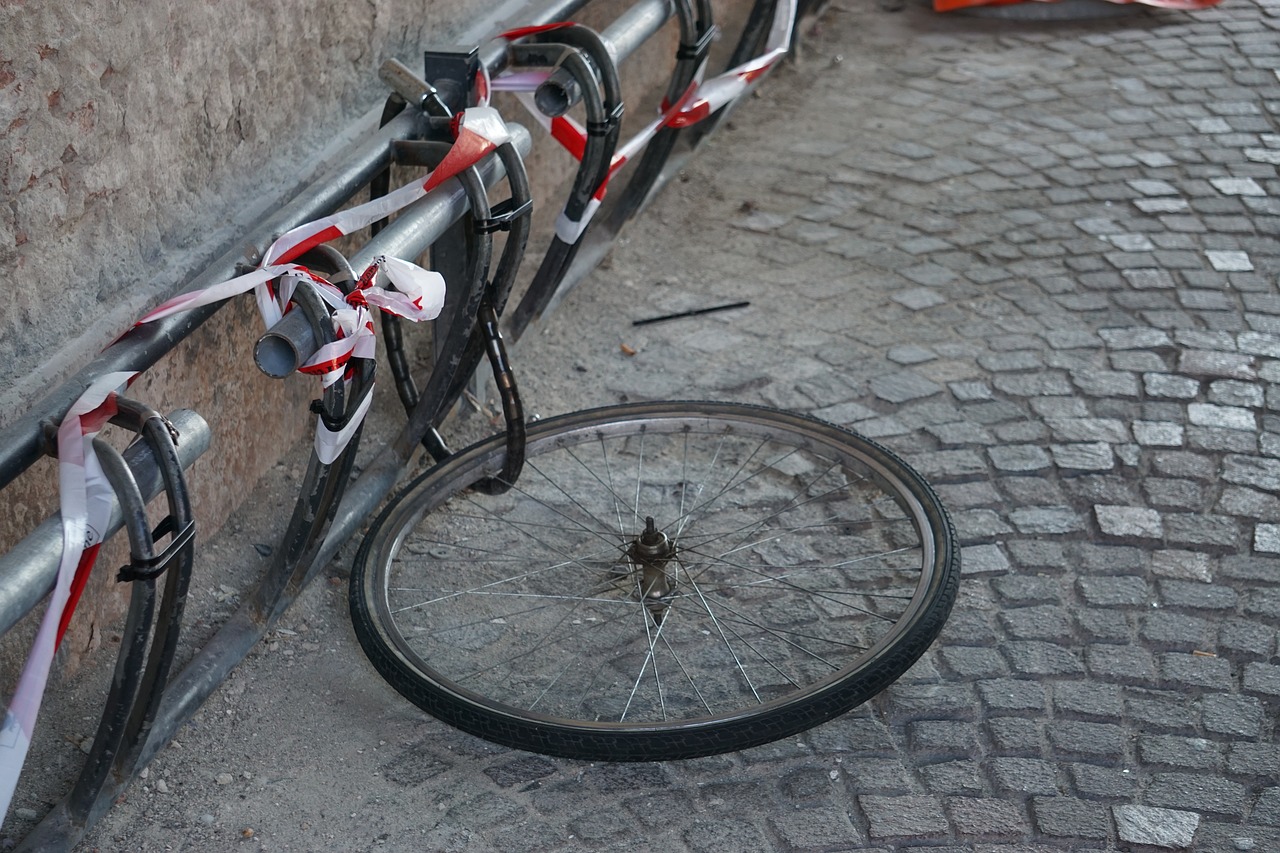 bicycle  ferrara  theft free photo