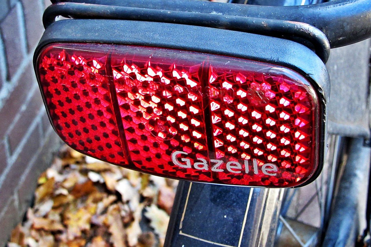 bicycle  reflector  reflectors free photo