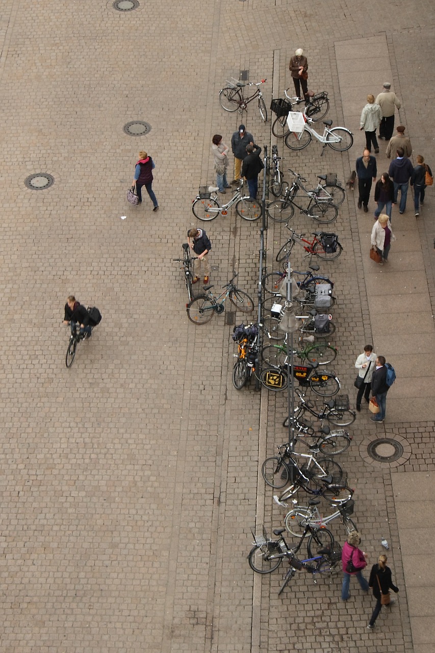 bicycles perspective top free photo