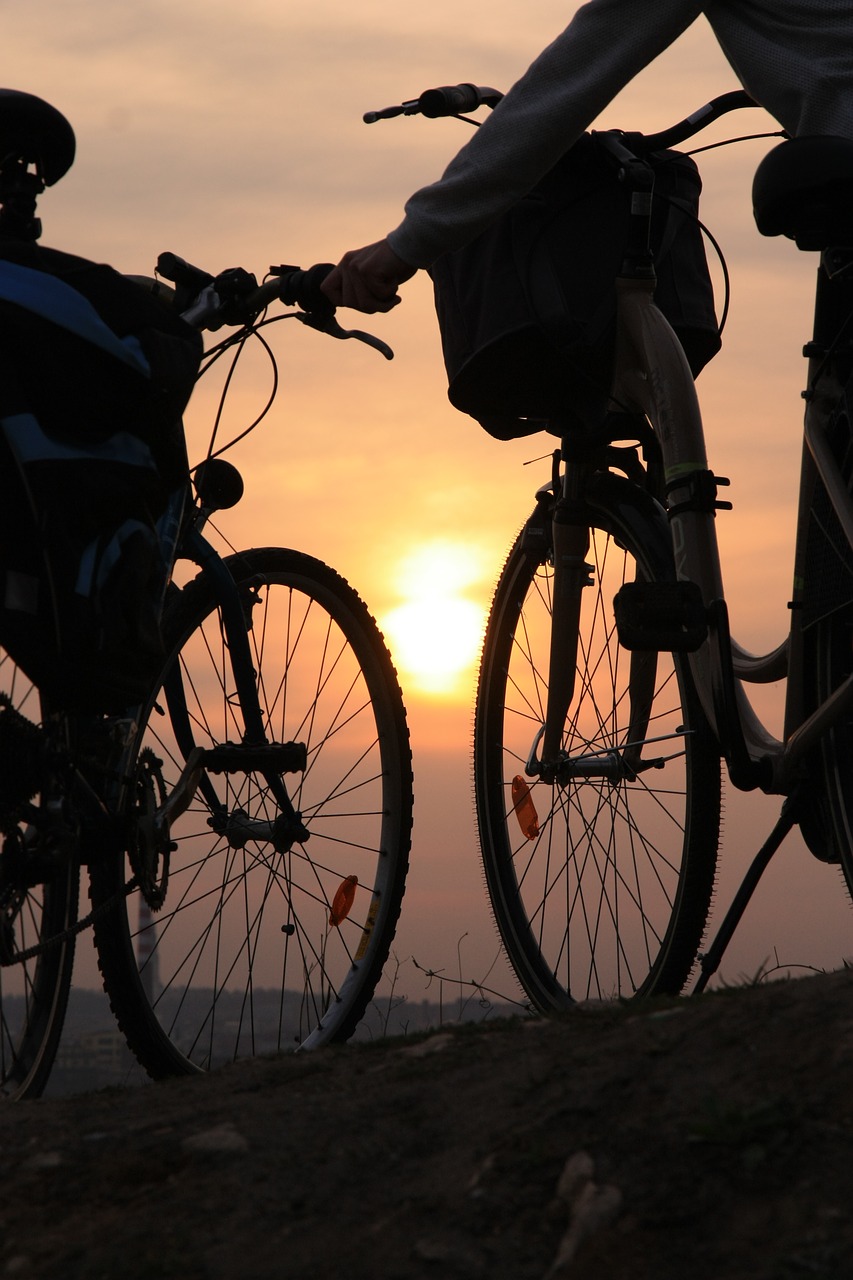bicycles sunset tour free photo