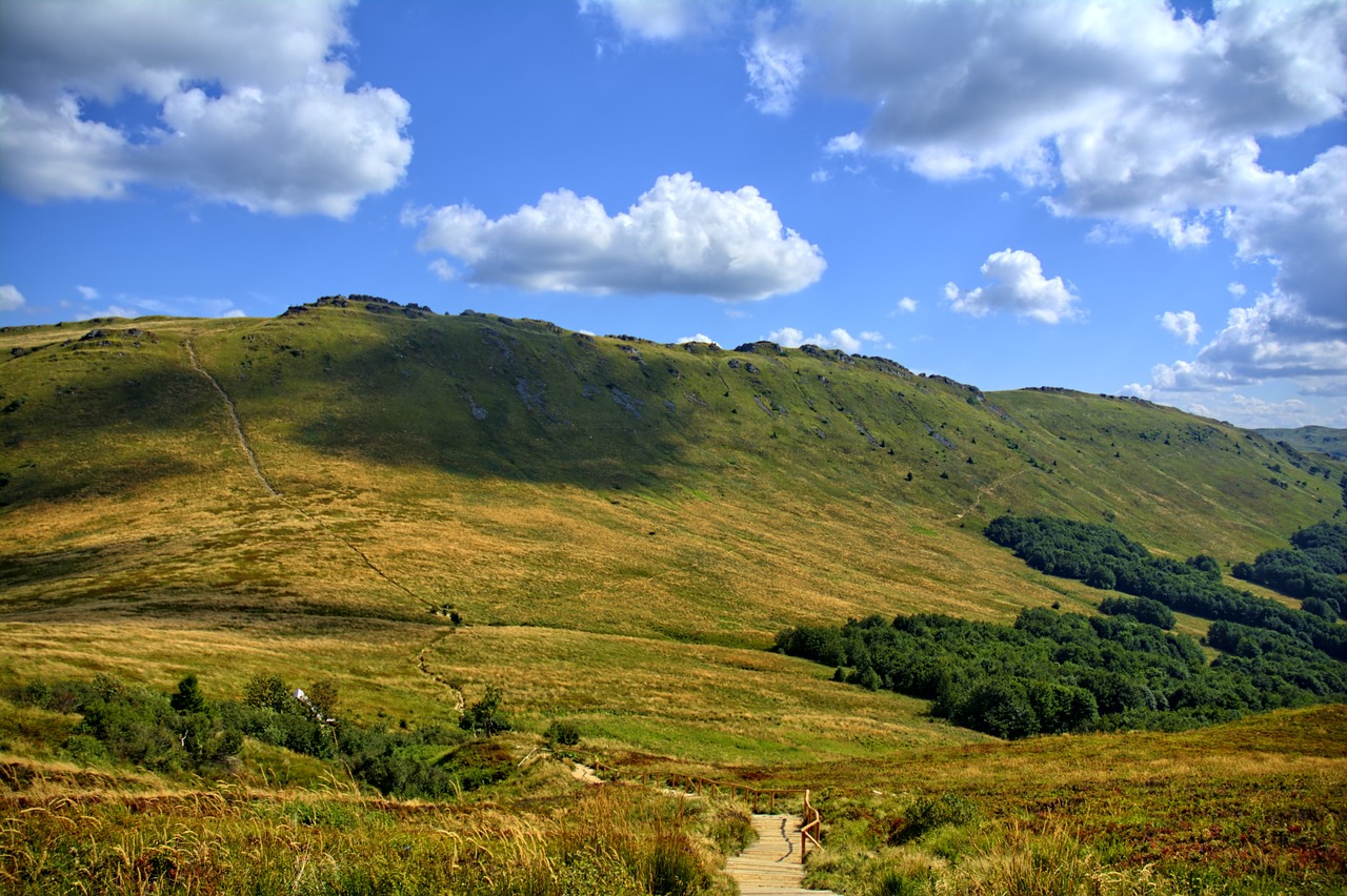 bieszczady sky landscape free photo