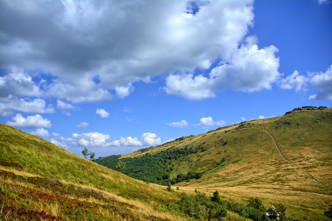 bieszczady sky landscape free photo