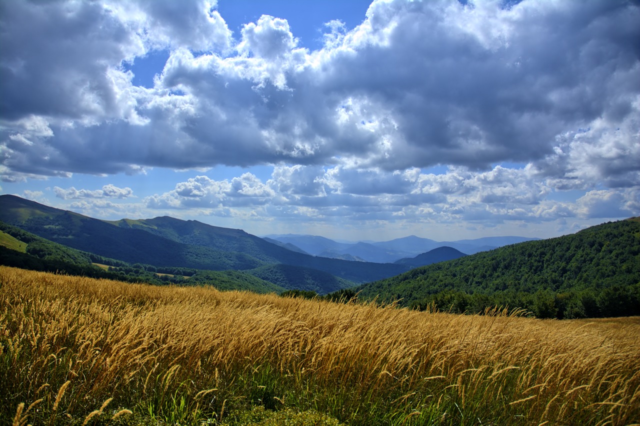 bieszczady sky landscape free photo