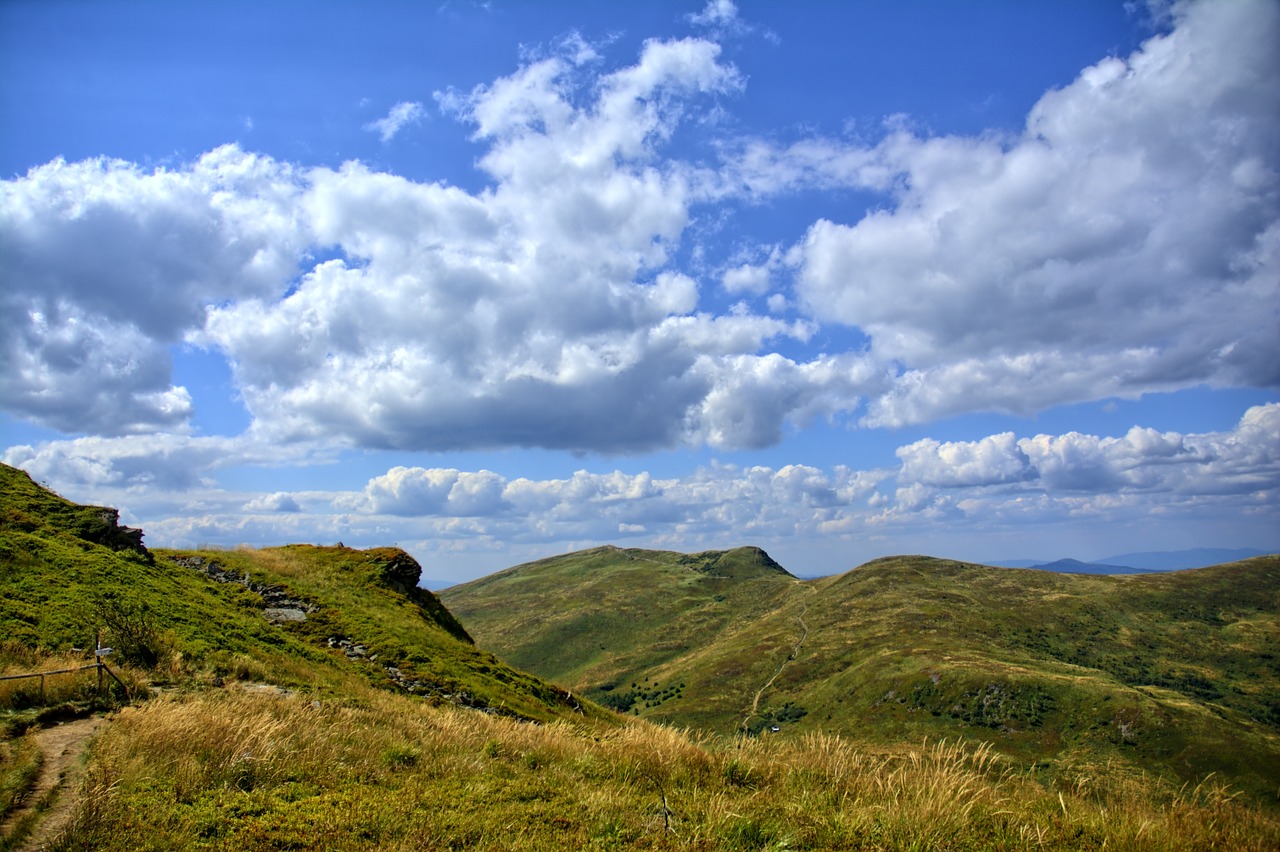 bieszczady mountains sky free photo