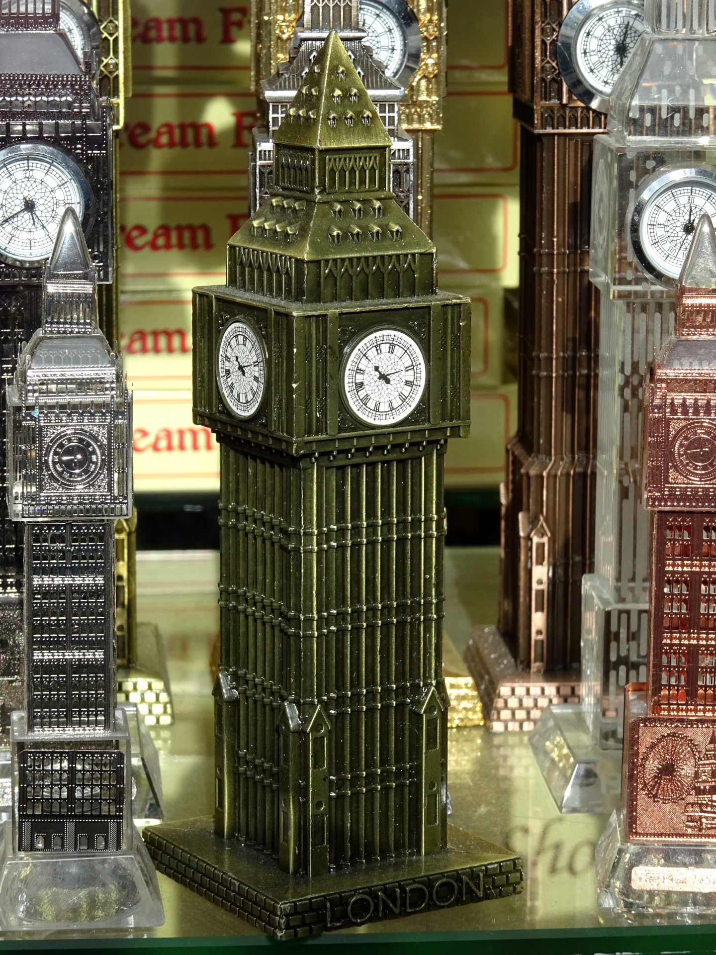 clock clocks timepiece free photo