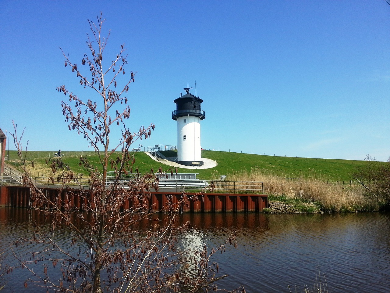 big berta lighthouse water free photo