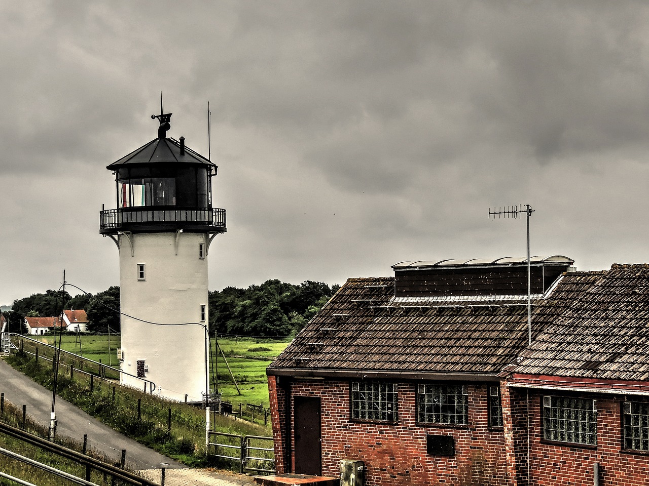 big bertha lighthouse tower free photo