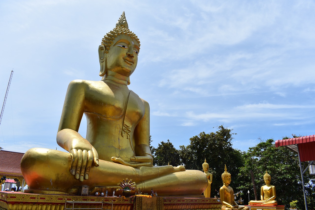 big buddha  wat phra yai  temple free photo