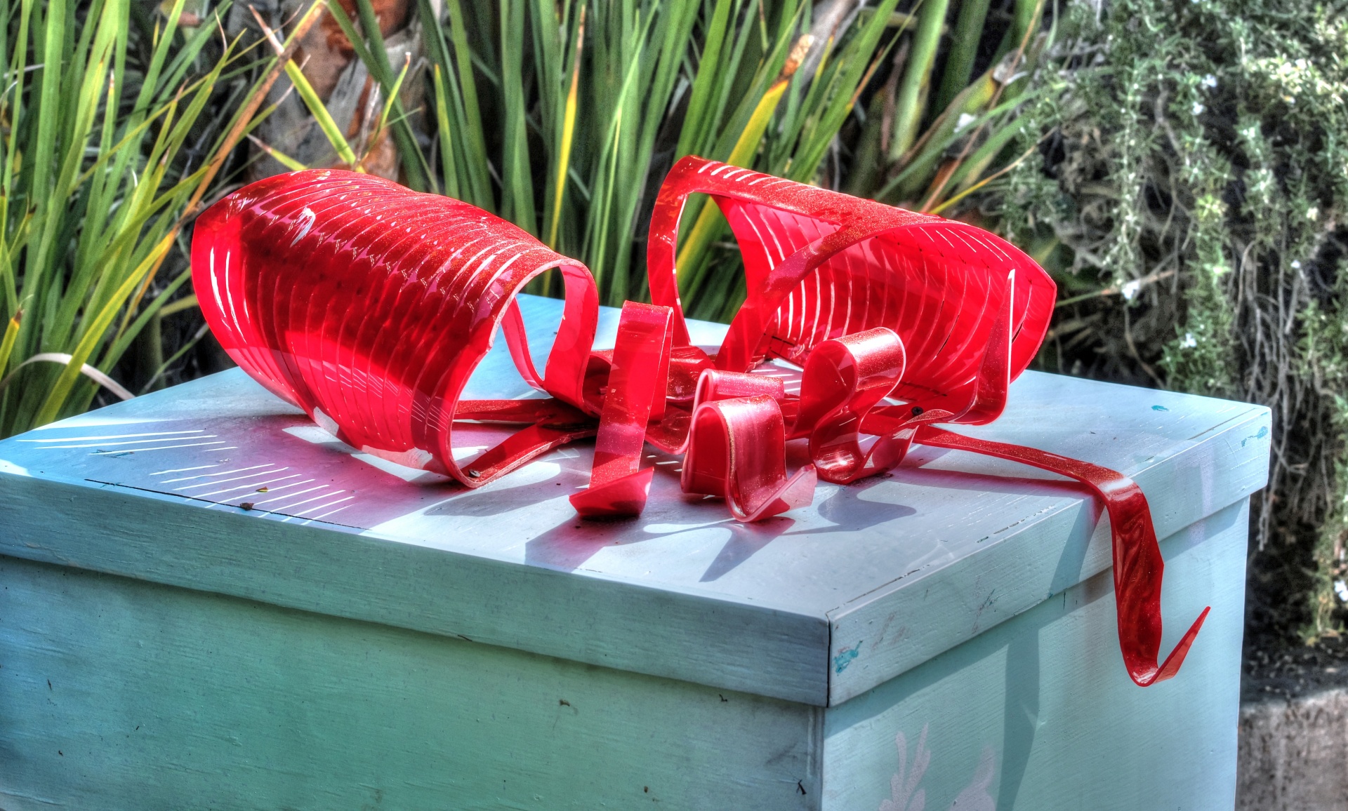 gift gifts red bow free photo
