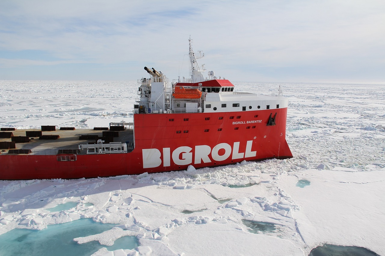 bigroll barentsz in the ice bigroll vessel free photo