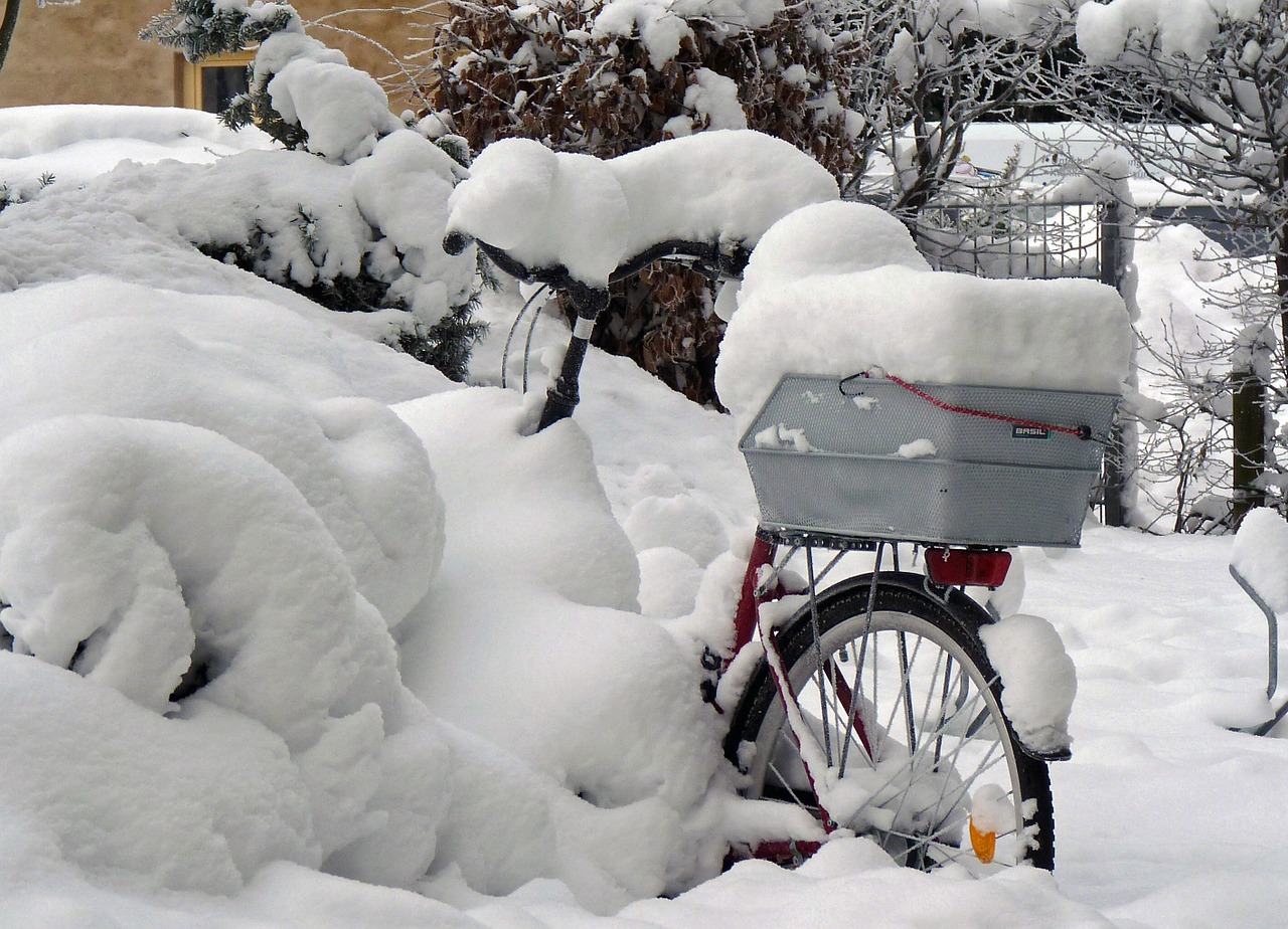 bike winter snow free photo