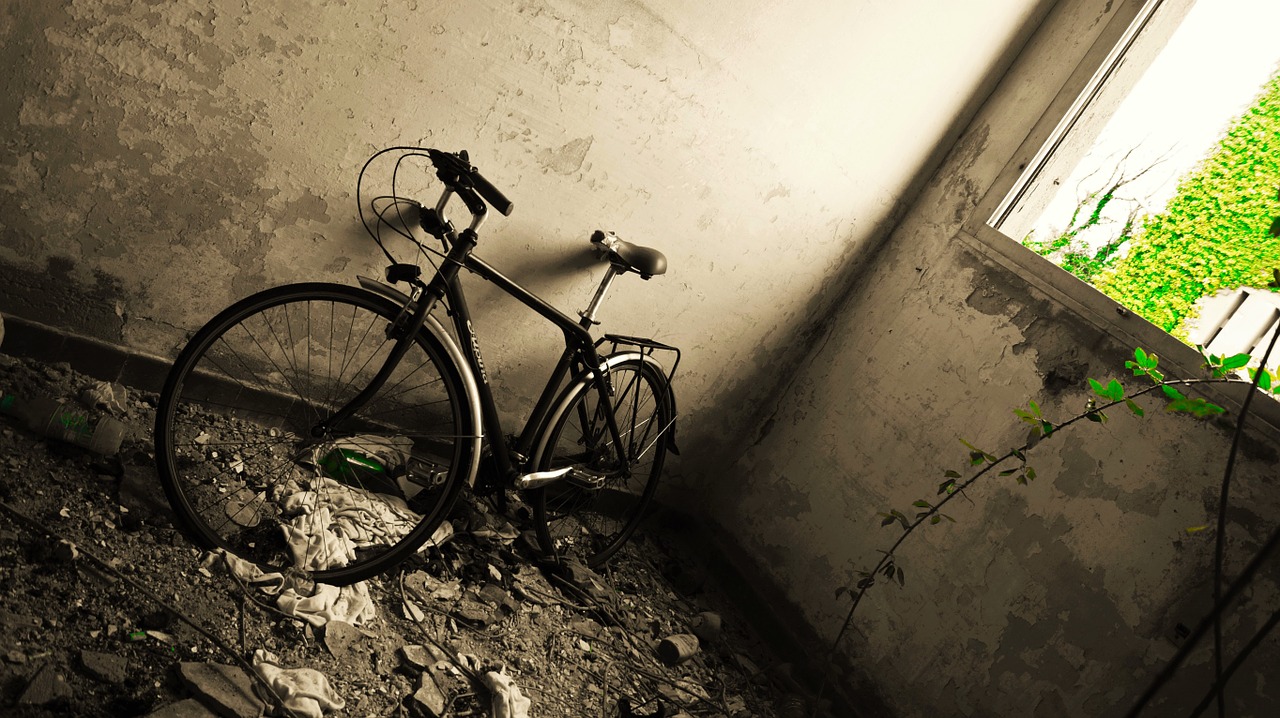 bike abandonment urban exploration free photo