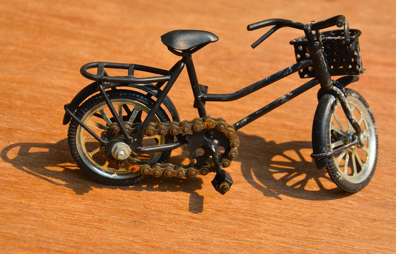 bike cycle miniature free photo