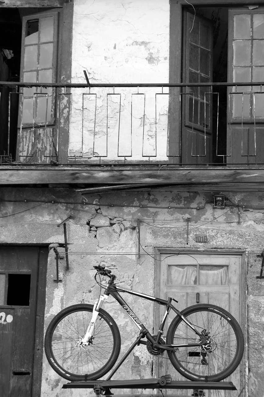 house bicycle old free photo