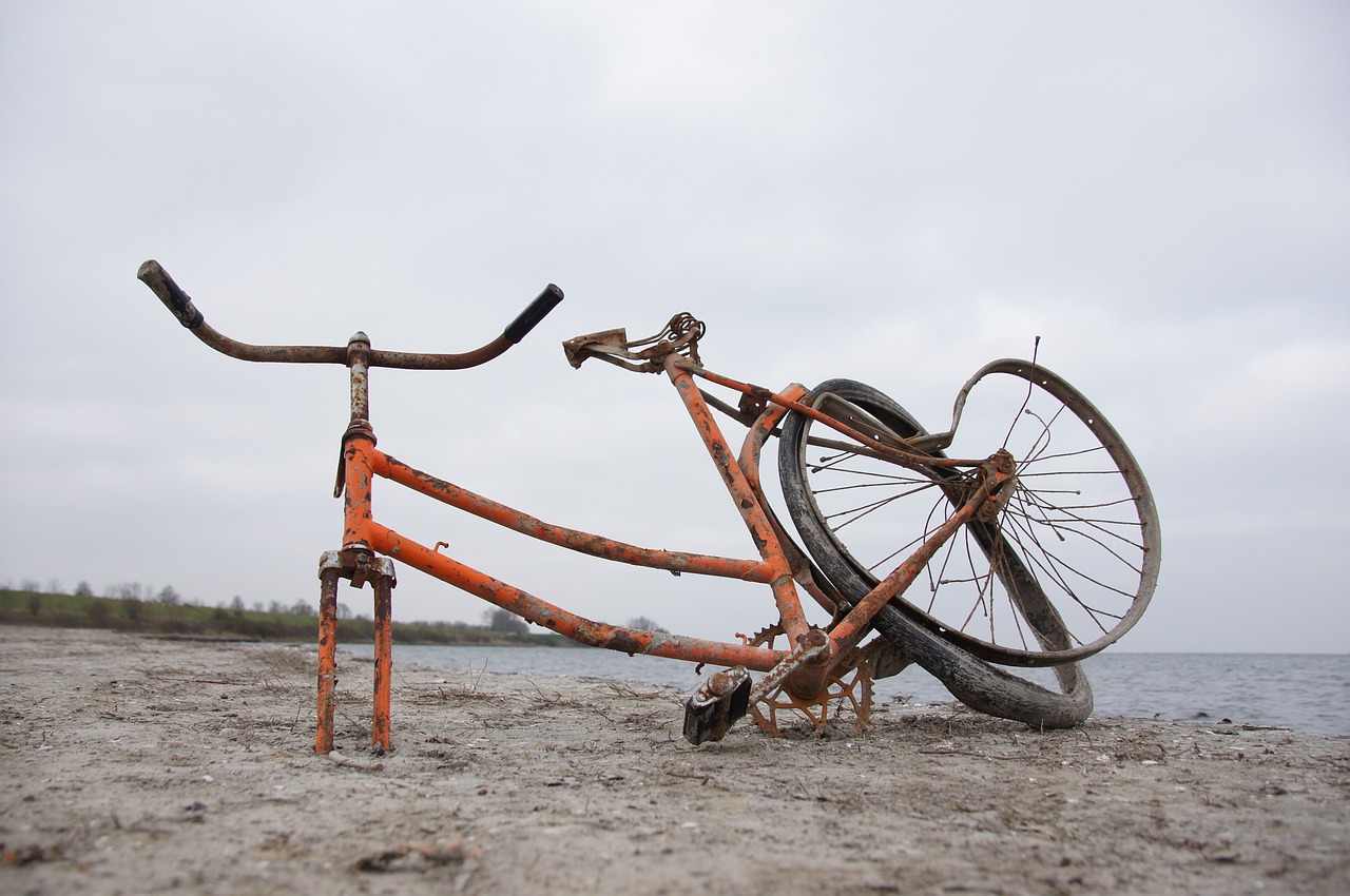 bike beach old free photo