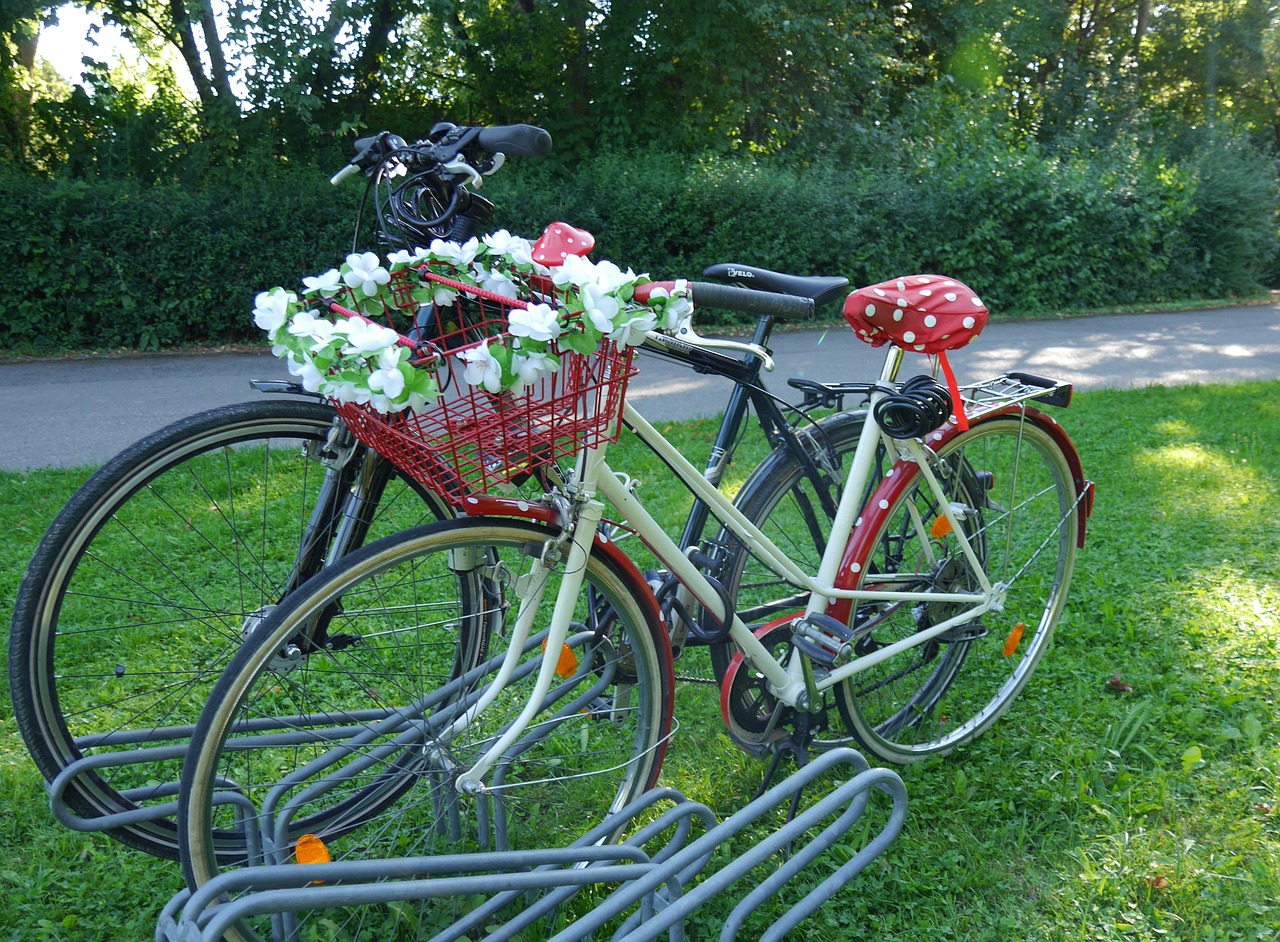 bike hippizeit flower power free photo