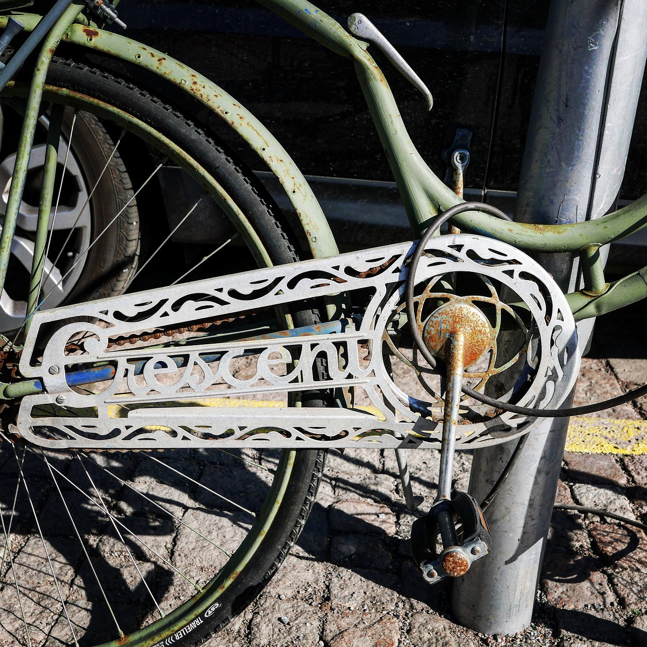 bike bicycle crescent free photo