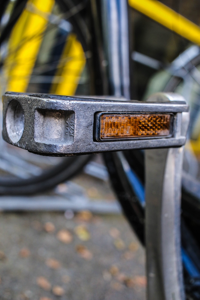 bike pedal wheel free photo