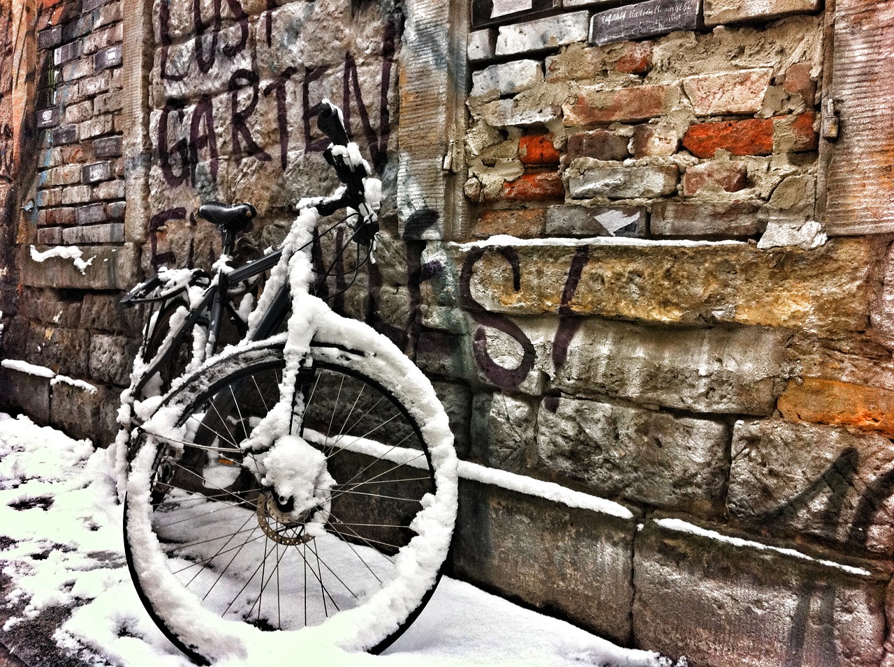 bike winter wall free photo