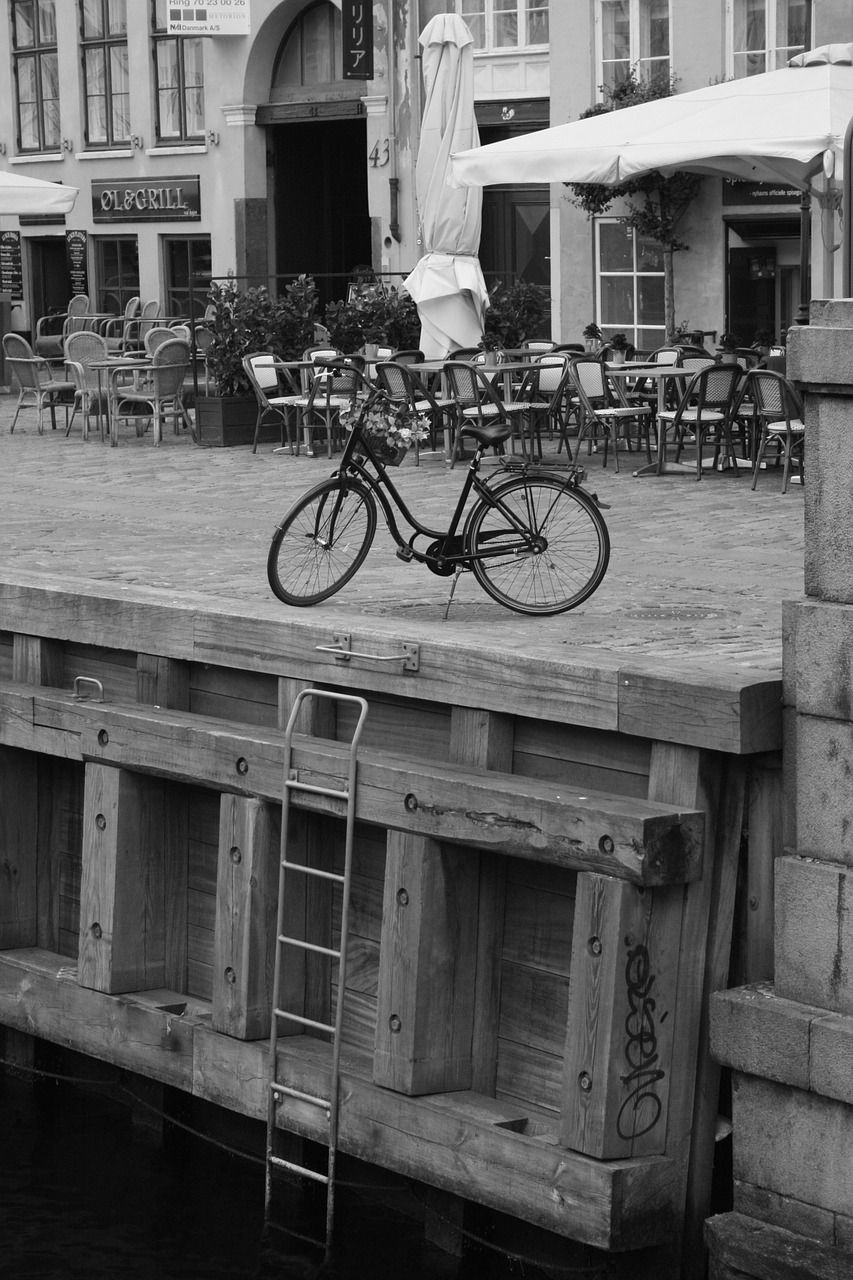 bike wharf copenhagen free photo