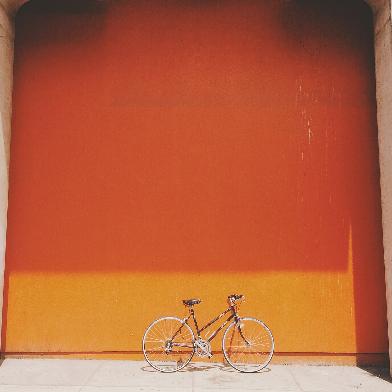bike wall bicycle free photo