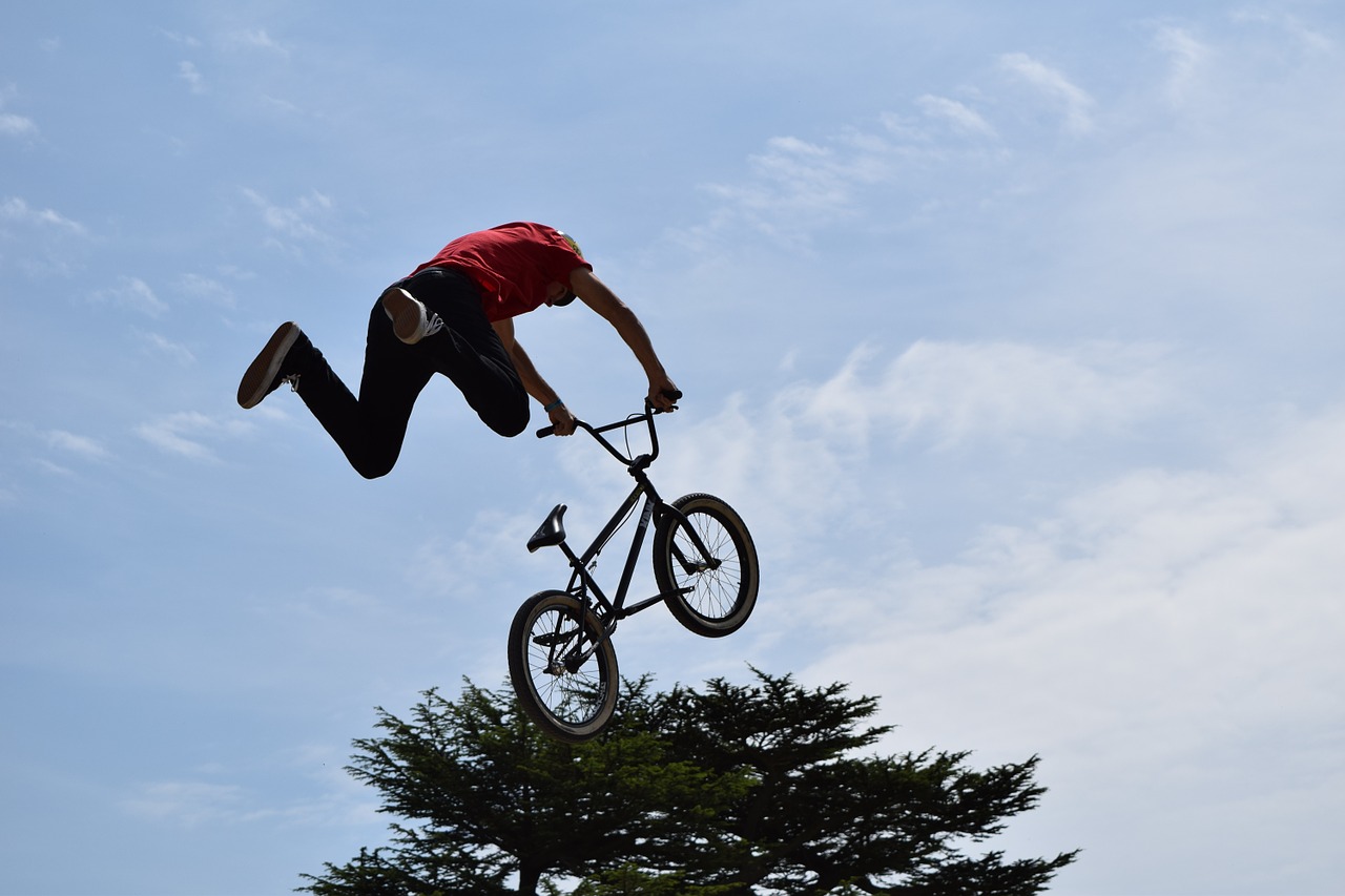bike stunt air free photo