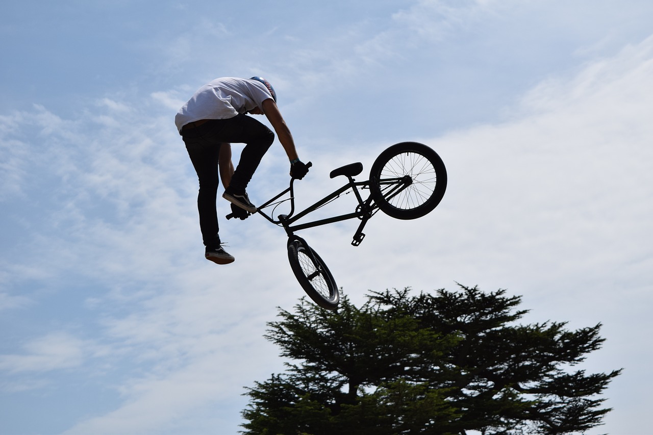 bike stunt air free photo