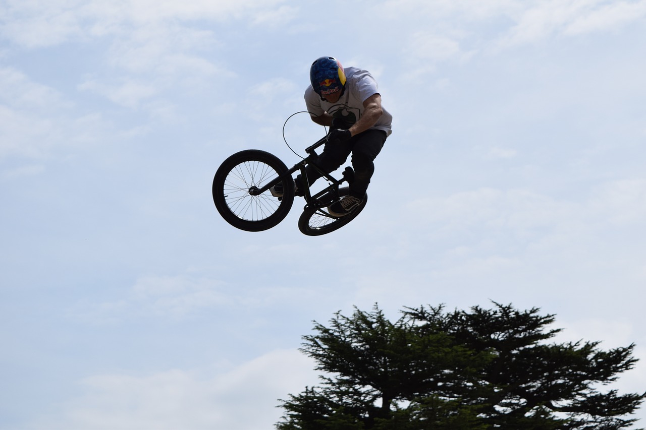 bike stunt air free photo