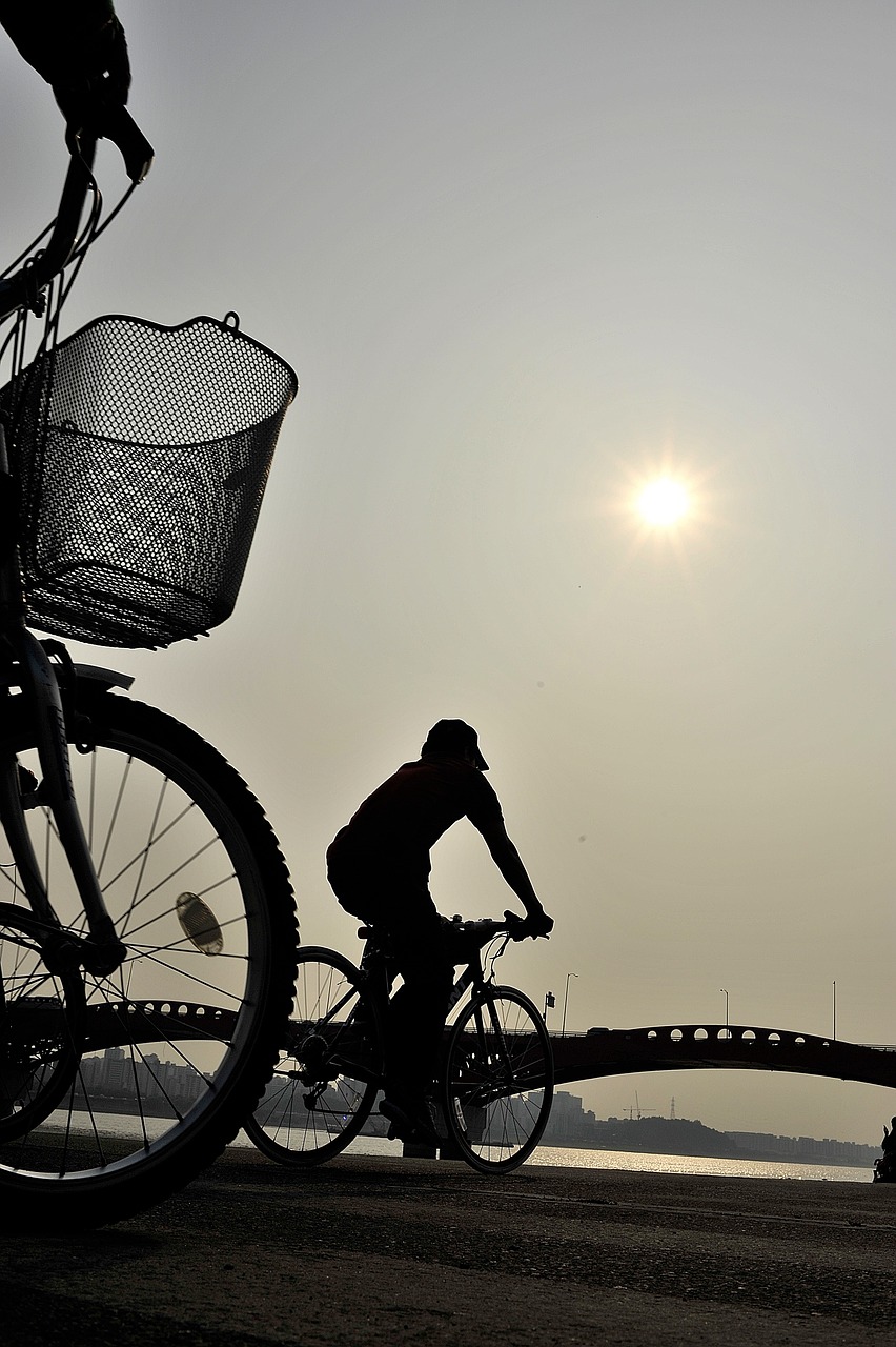 bike silhouette solar free photo