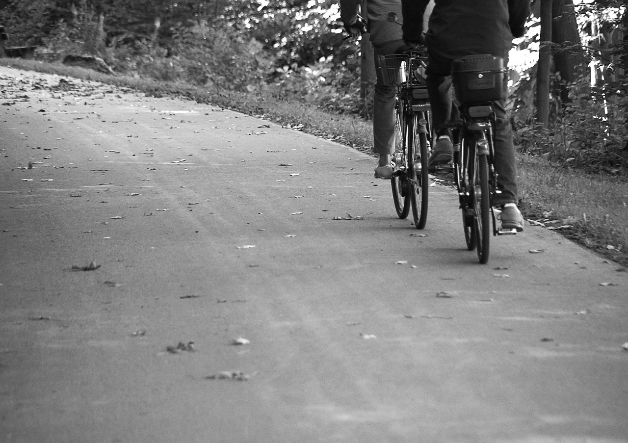 bike cycling person free photo