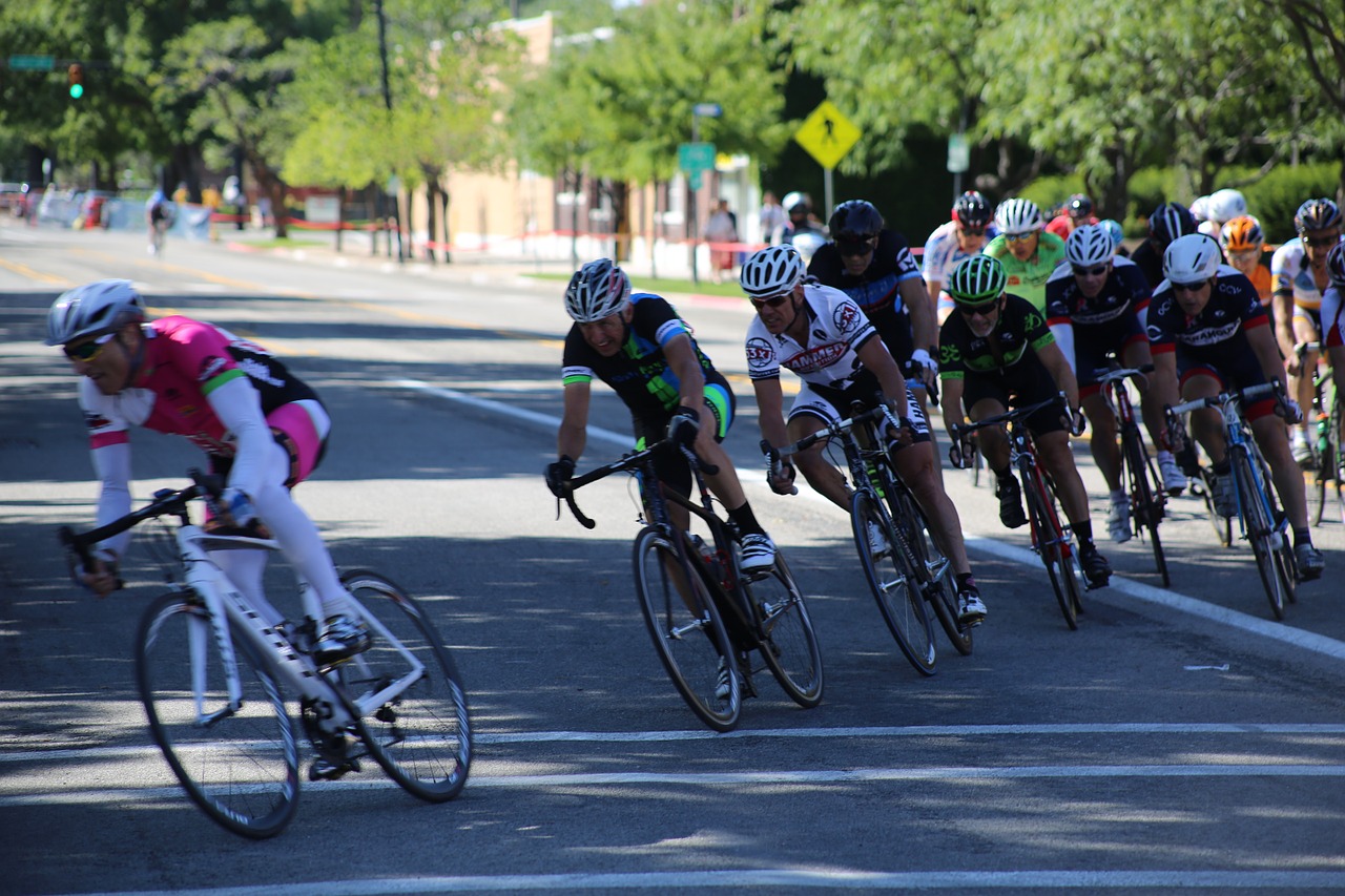 bike race bike racers racing cyclists free photo