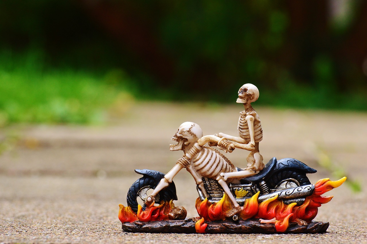 biker skeleton creepy free photo