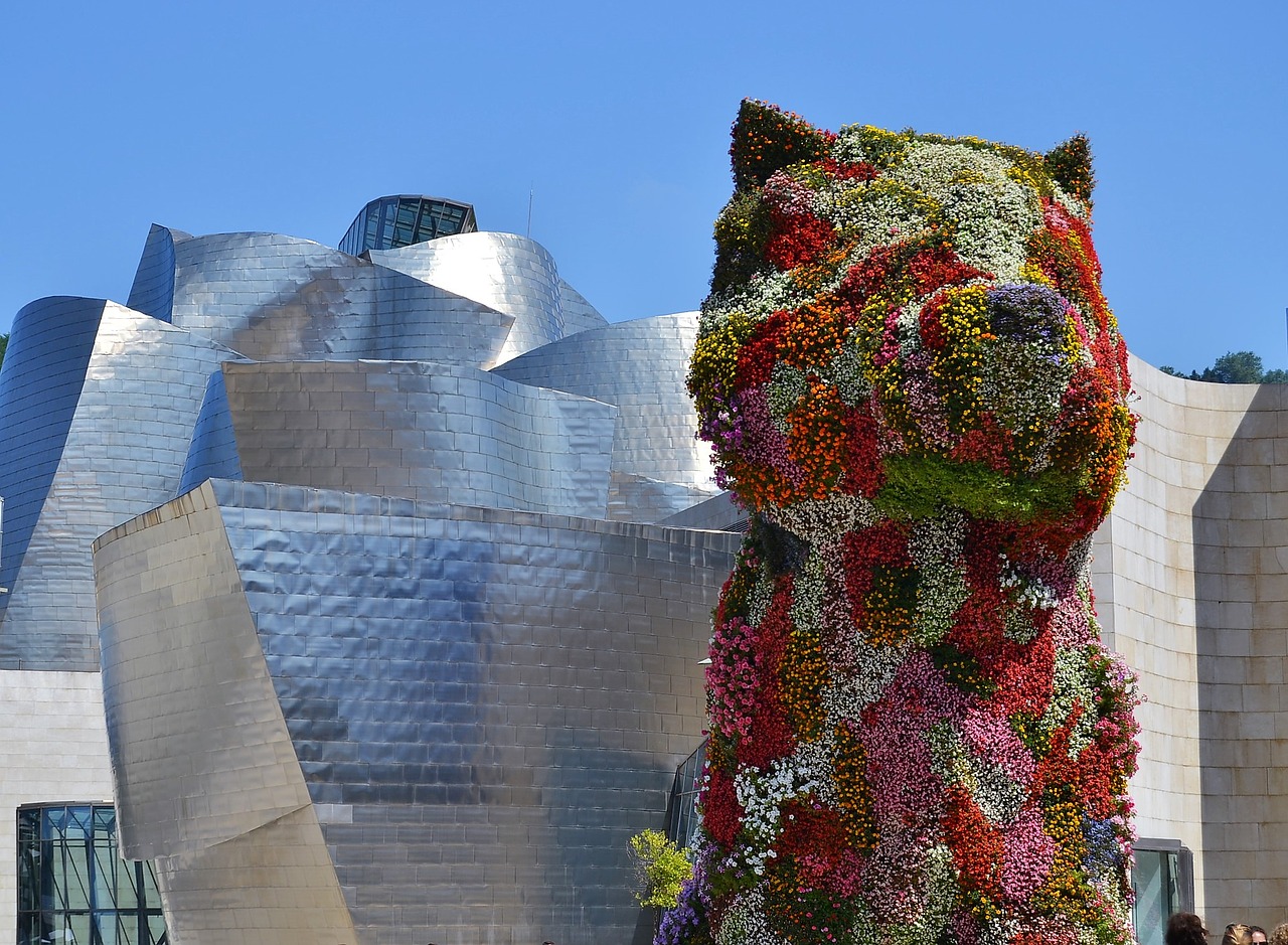 bilbao pupi guggemheim free photo