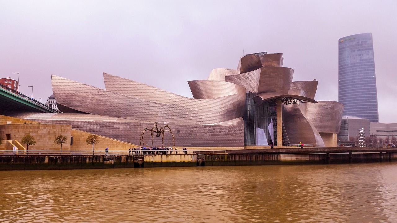 bilbao  guggenheim  architecture free photo