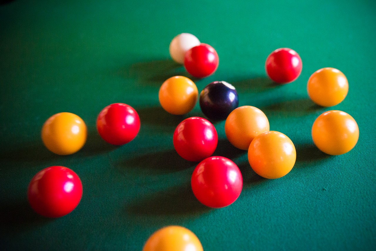 billiards bar green free photo