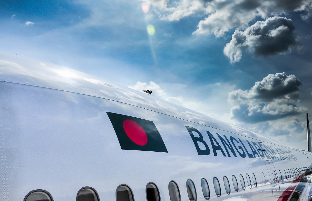 biman plane sky free photo