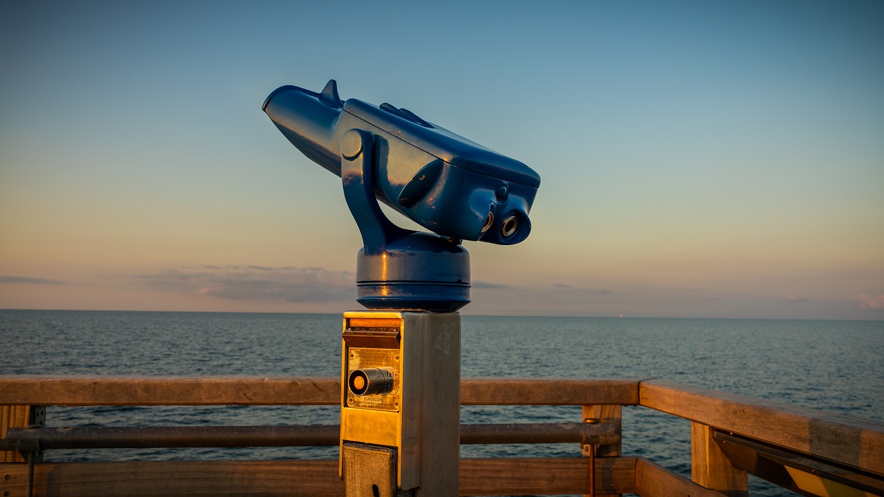 binoculars  telescope  outlook free photo