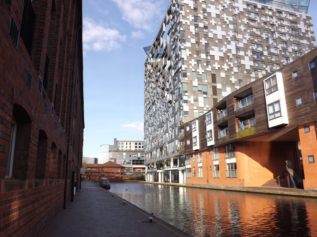 birmingham canal architecture free photo