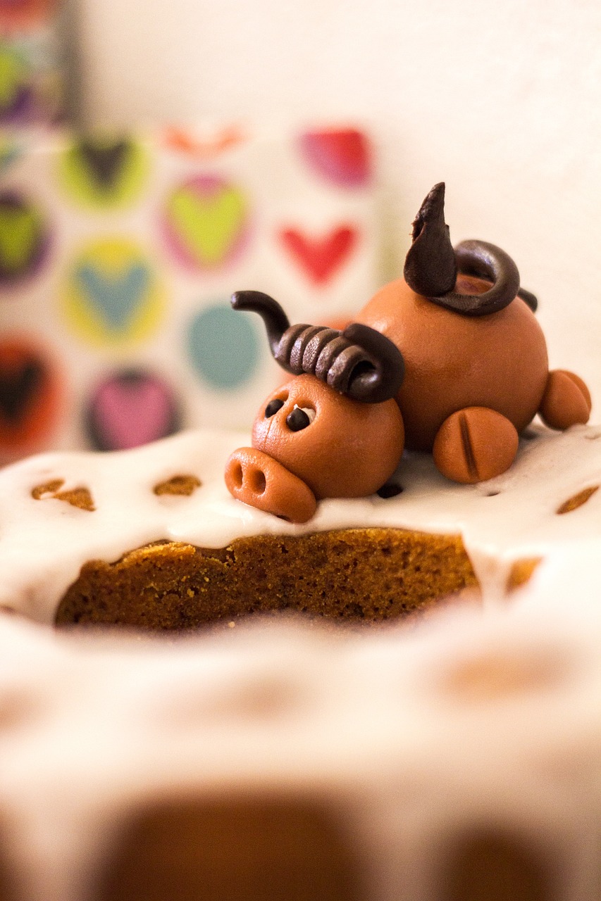 birthday cake zodiac sign taurus free photo