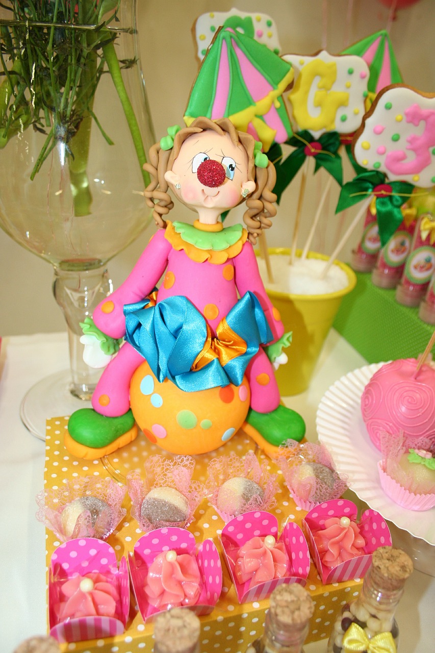 birthday girl party circus rosa free photo