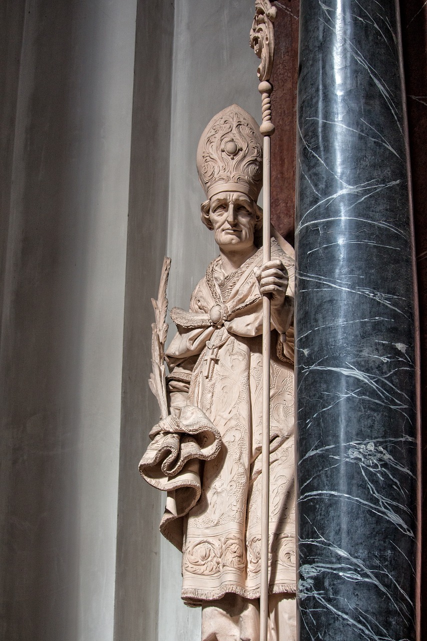 bishop pillar coat of arms free photo