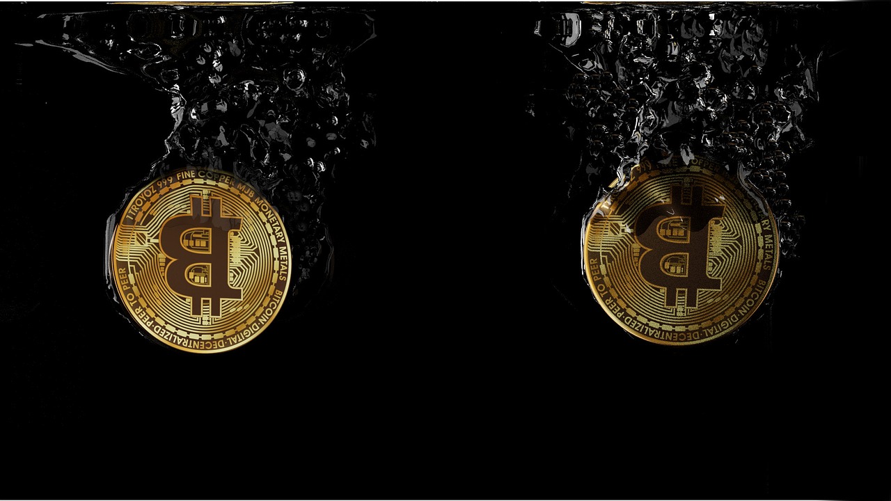 bitcoin cryptocurrency splash free photo