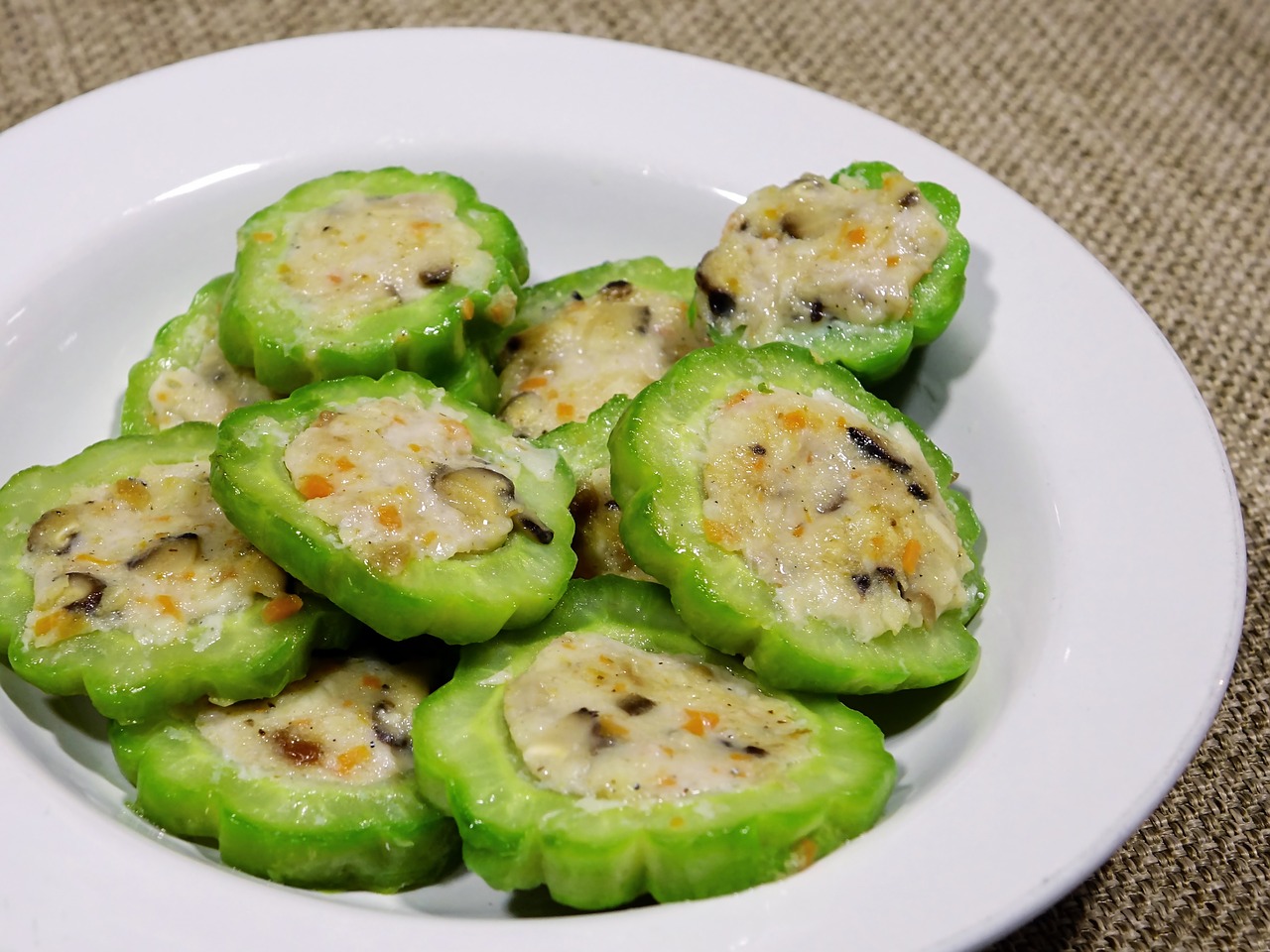 bitter gourd 酿豆腐 fish paste free photo