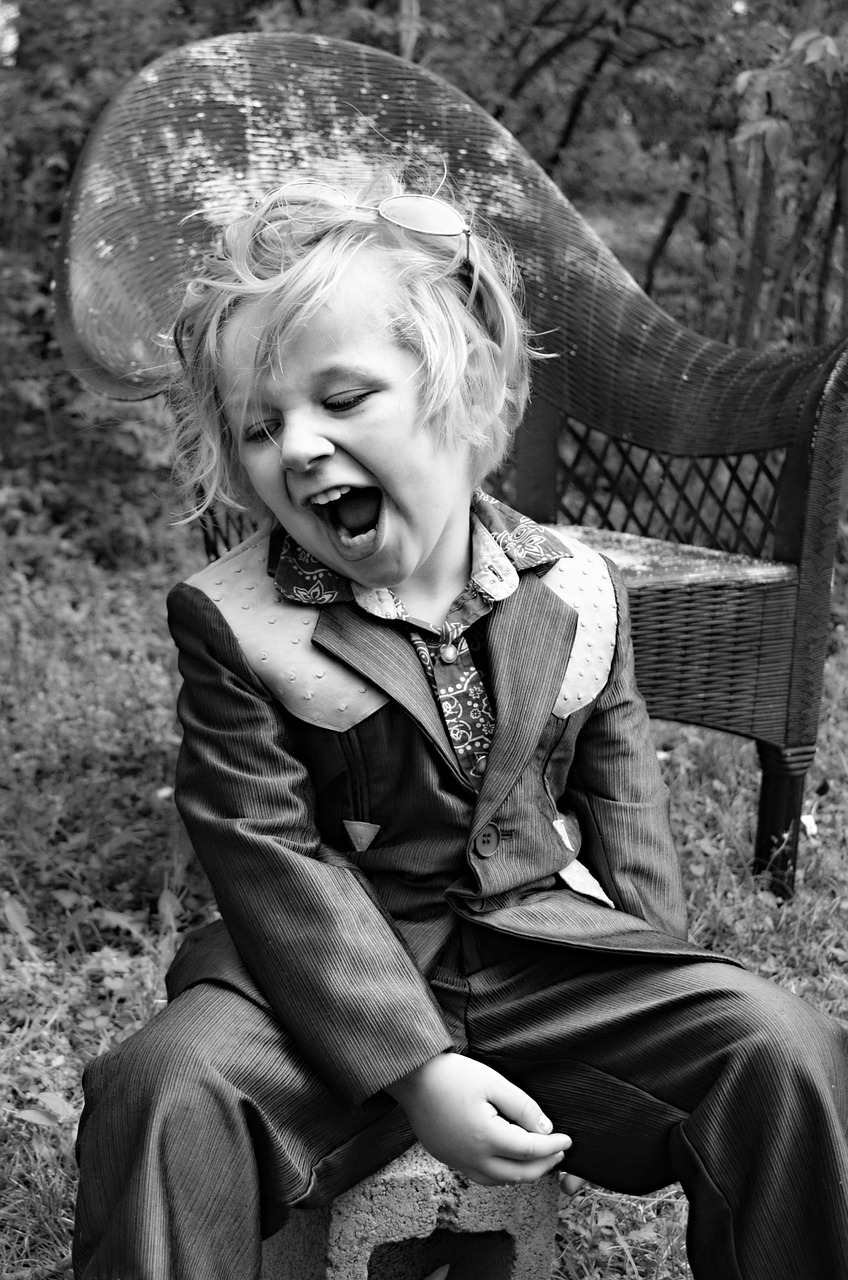 black and white cute child free photo