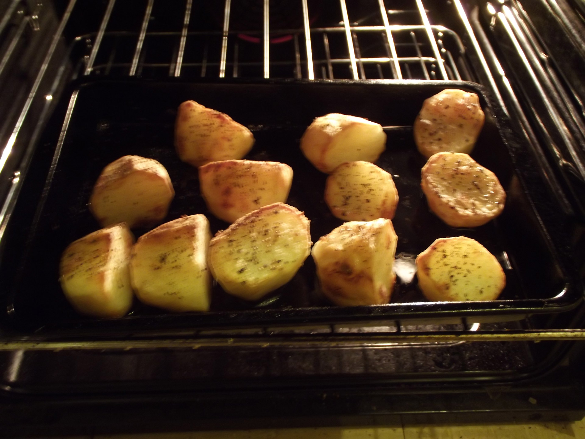 pepper roast potatoes free photo