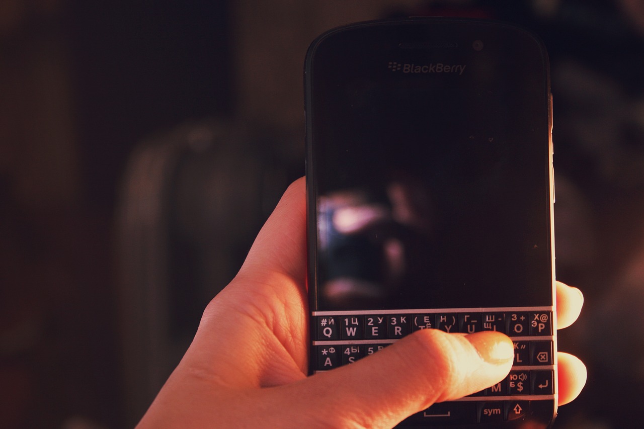 blackberry mobile smartphone free photo