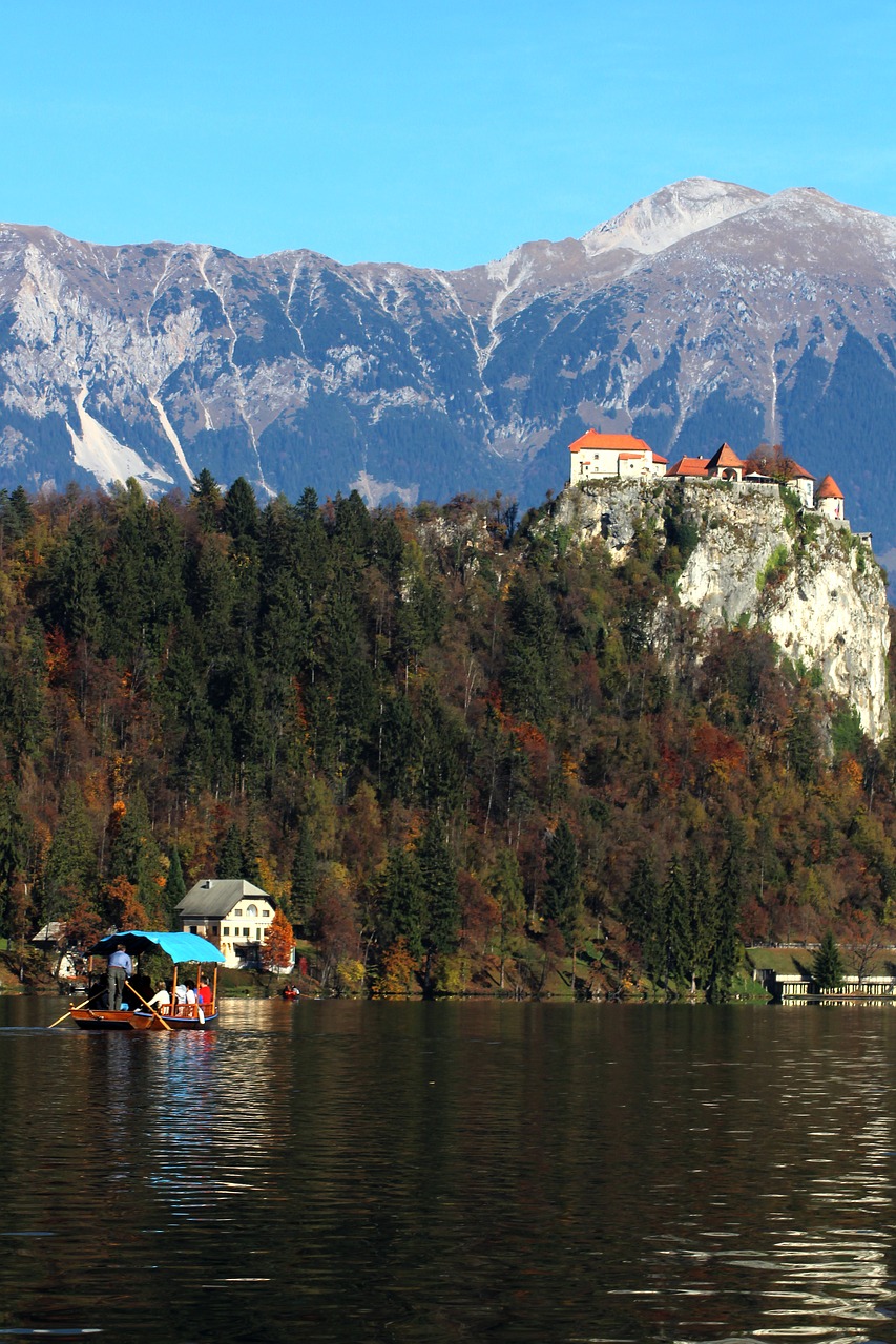 bled pletna scenery free photo